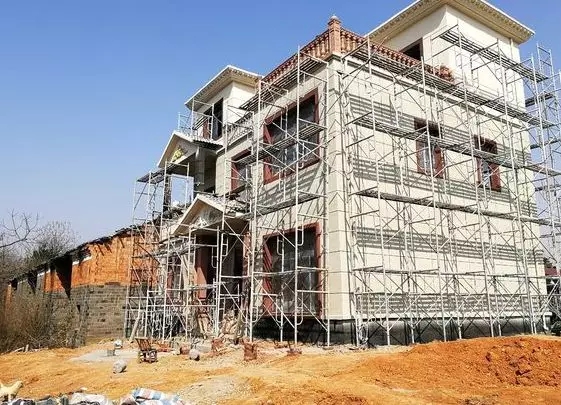 【自建房案例】網友30萬蓋三層自建房，建成效果讓鄰居紛紛仿建！